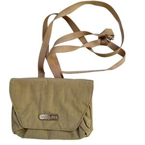 BAGGALLINI Mini Belt Crossbody Bag Wallet Convertible Waist Beige Snap Flap